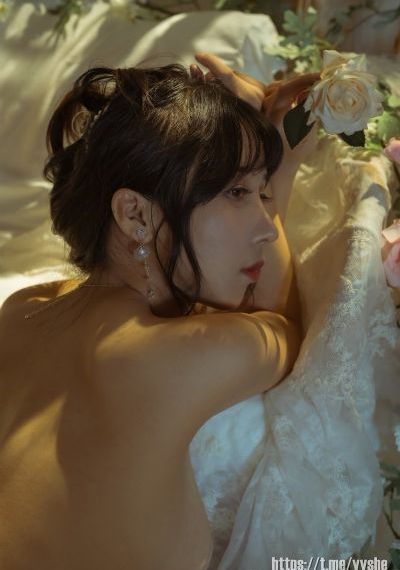 按摩房的女大学生在线观看