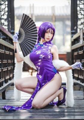 激情艳女
